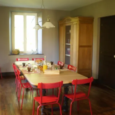 D'hotes Le Clos Des Lesses Bed and Breakfast 3*