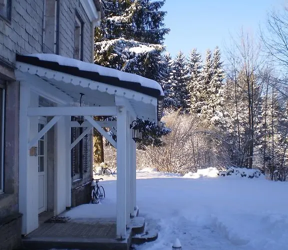 D'hotes Le Clos Des Lesses Bed & Breakfast